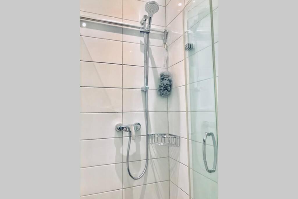 Home In The Heart Of Mannheim, Free Parking, Netflix, Fast Wifi MHG Exterior foto